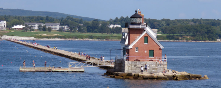 best lighthouses camden maine - rockland breakwater lighthouse