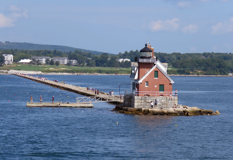 best lighthouses rockland maine - rockland breakwater