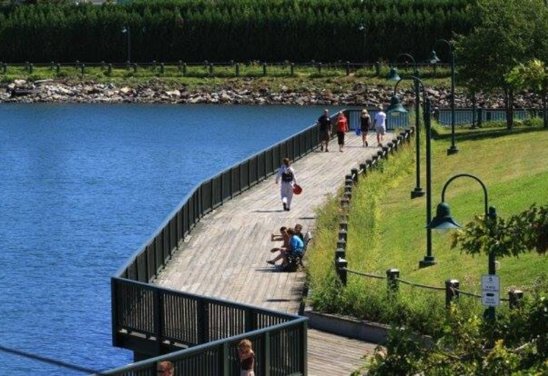 Rockland Harbor Trail is a great family-friendly and kid-friendly activity in Rockland Maine